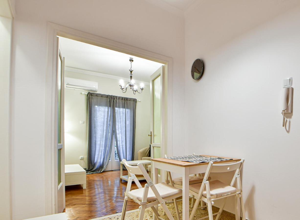 Thiras Lovely Apartment By Zain Athen Eksteriør billede